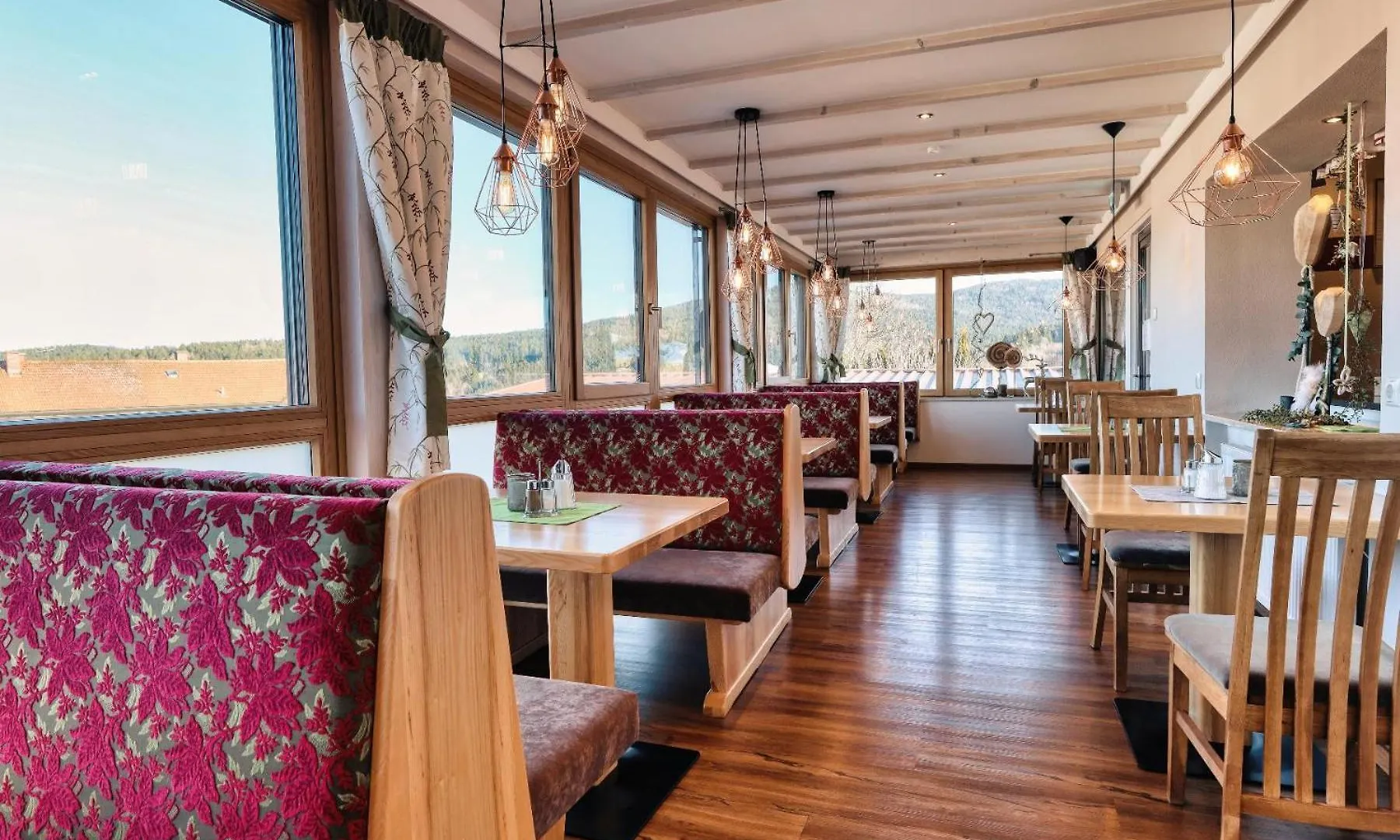 Hotel Hirschenstein Achslach 3*,